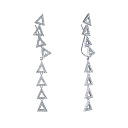 Серьги из серебра с фианитом