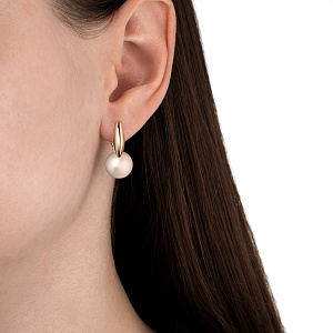 Серьги с английским замком из желтого золота с жемчугом
